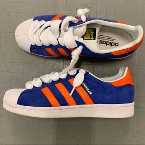 ADIDAS SUPERSTAR NY KNICKS B34307